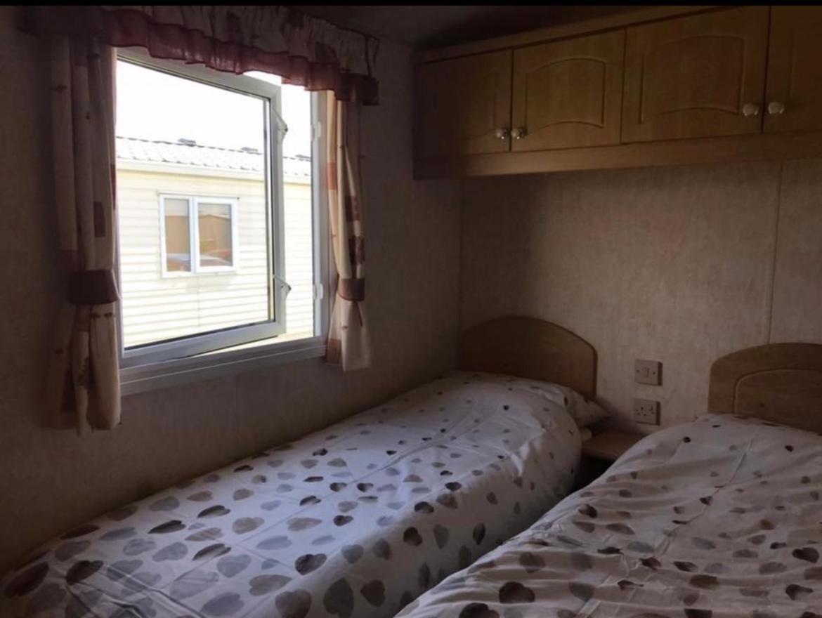 הוילה Tunstall  Caravan Holidays At Sand Le Mere מראה חיצוני תמונה